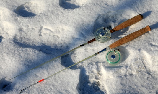 Снаряжение для ловли окуня зимой