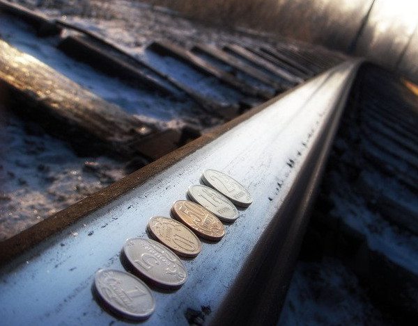 монеты на поезд