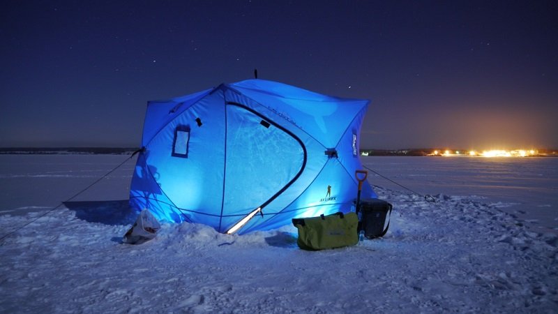Рыбалка зимой с ночевкой: домашний быт в палатке, ловля плотвы, судака, налима ночью